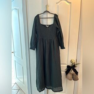 Neuflora Milan Dress in Wintergreen size Small NWT